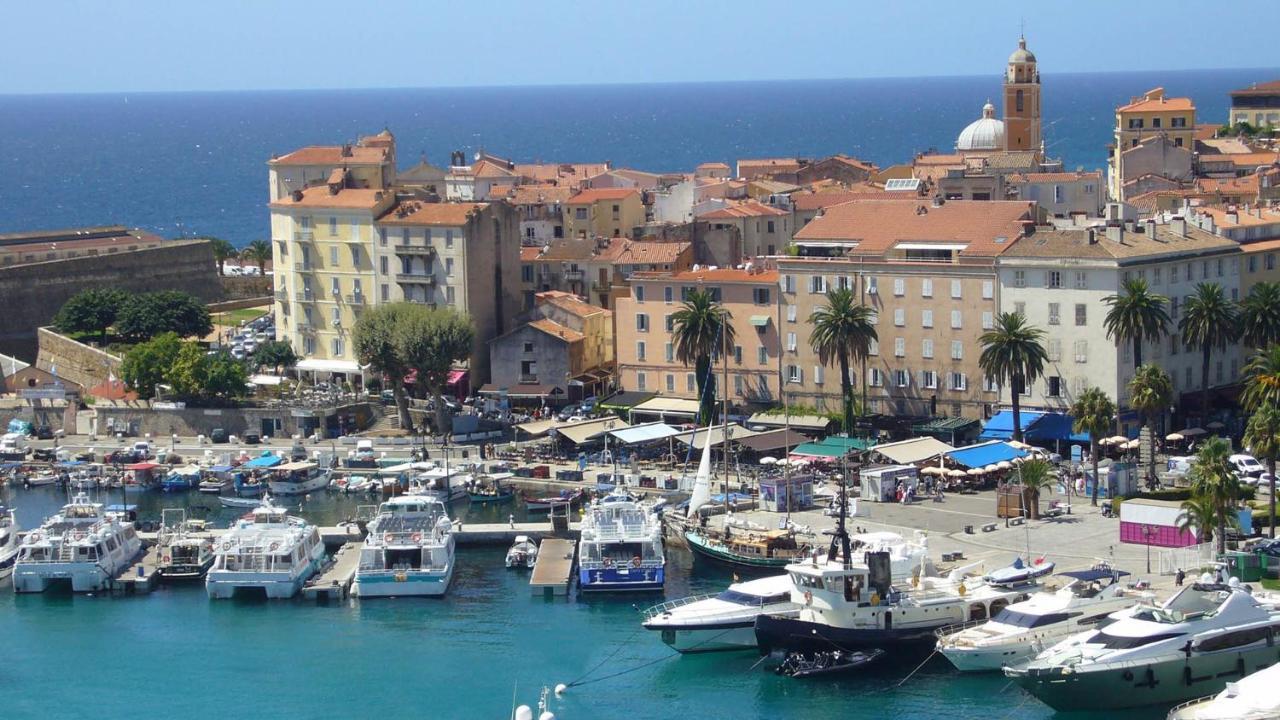 Holiday Inn Express Ajaccio By Ihg Bagian luar foto