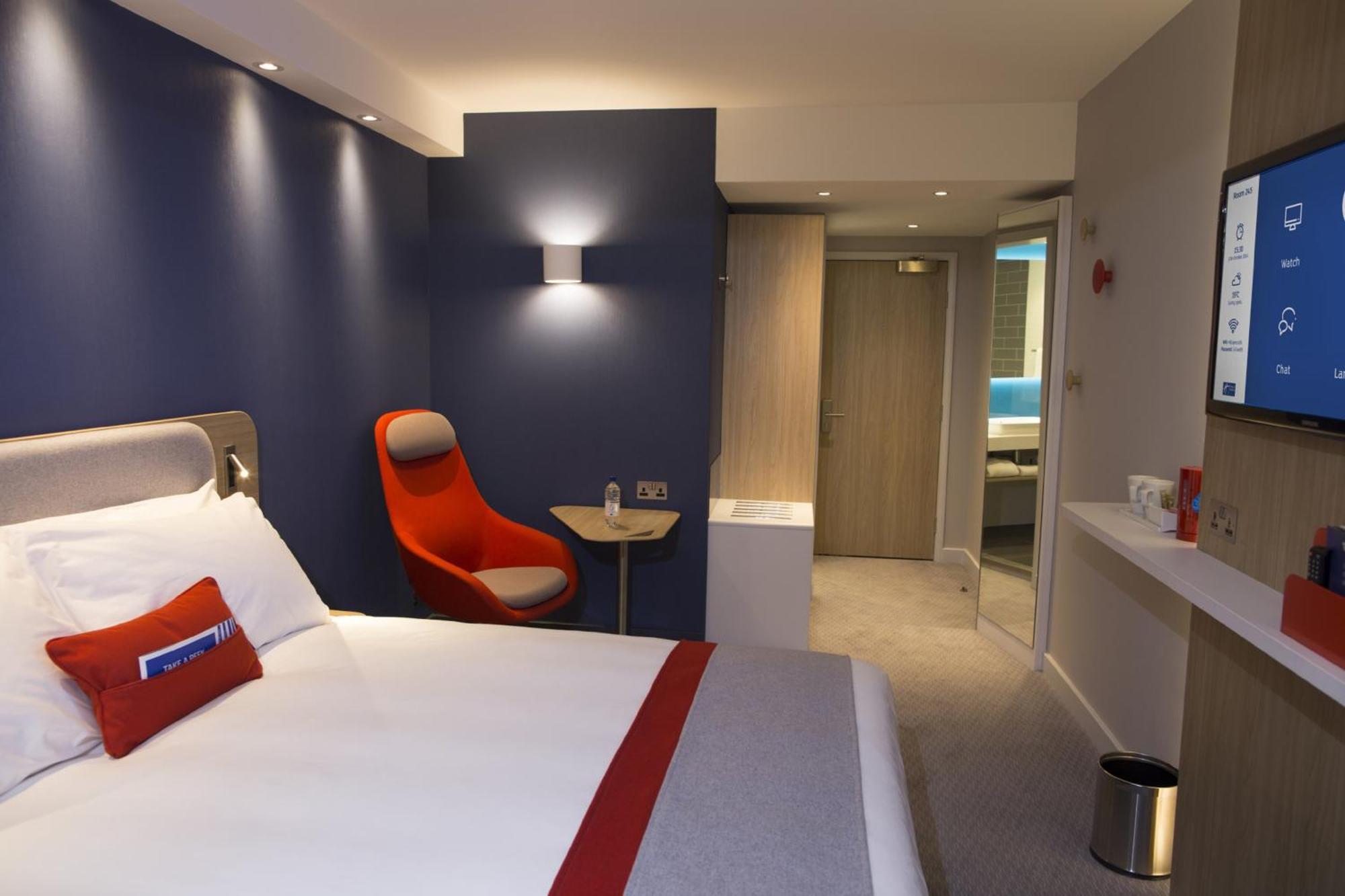 Holiday Inn Express Ajaccio By Ihg Bagian luar foto