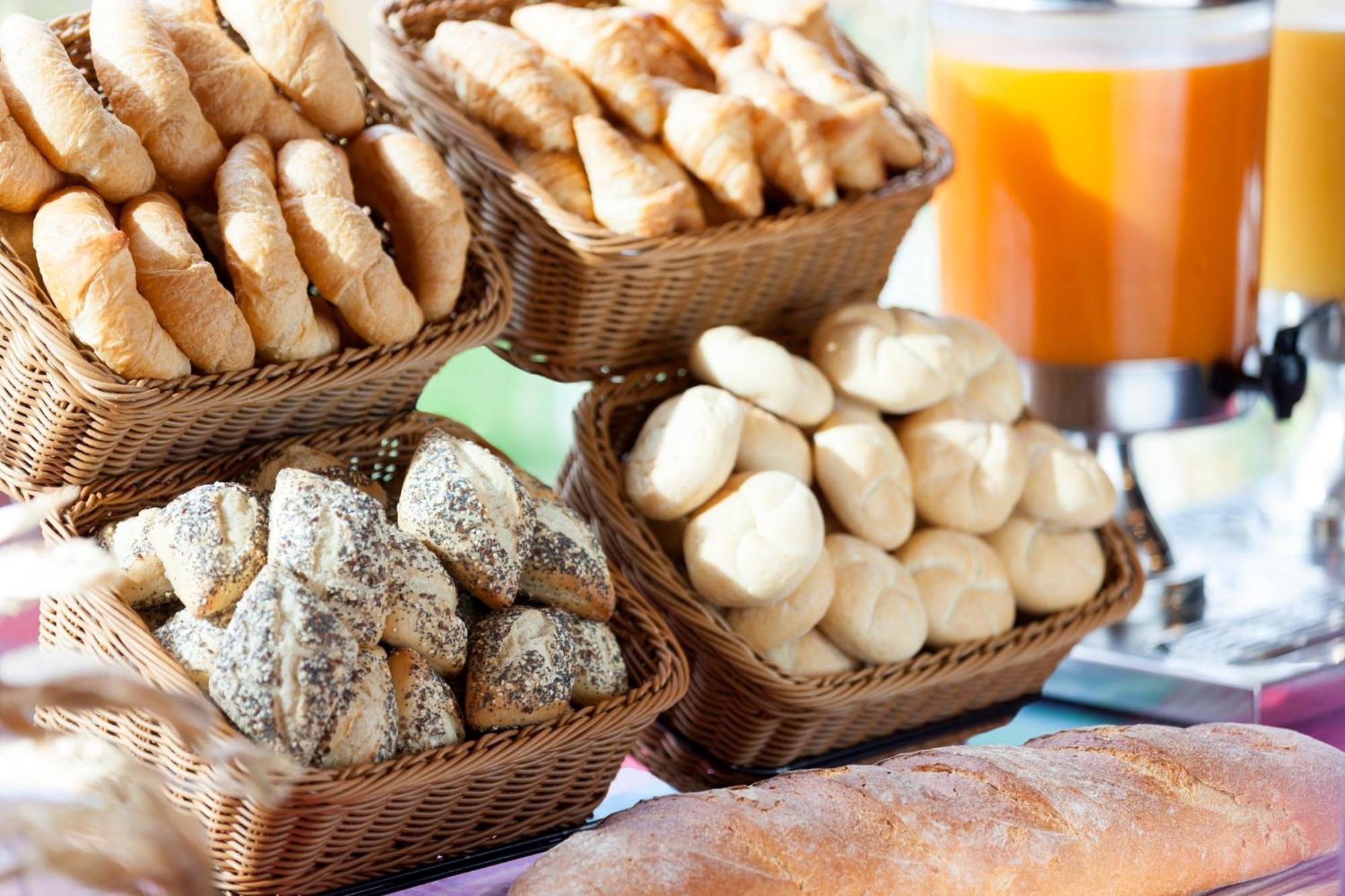 Holiday Inn Express Ajaccio By Ihg Bagian luar foto