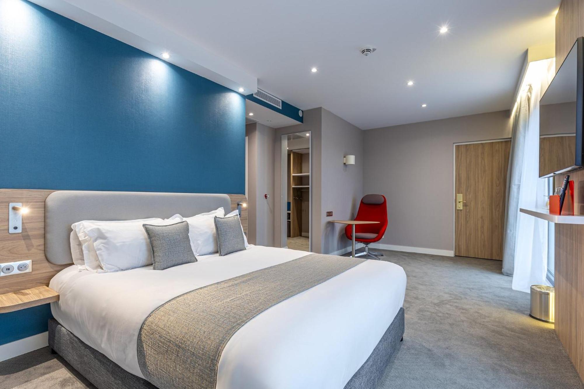 Holiday Inn Express Ajaccio By Ihg Bagian luar foto