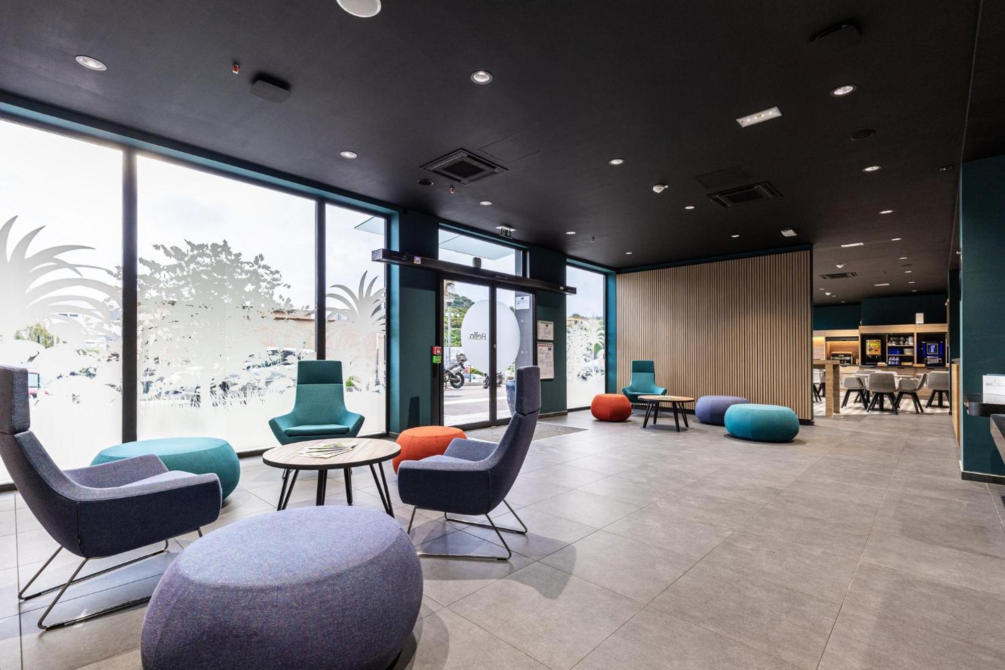 Holiday Inn Express Ajaccio By Ihg Bagian luar foto
